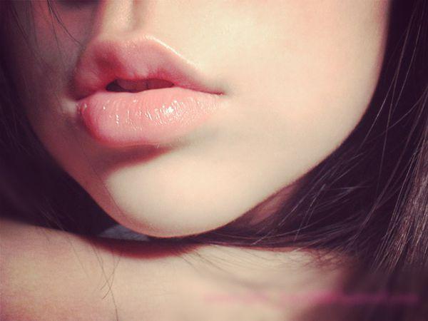 玫琳凯冬季唇肌干燥的护唇行动 怎样预防嘴唇干燥.jpg