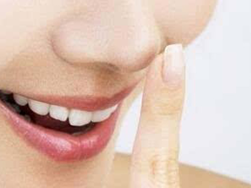 鼻子发红是什么原因