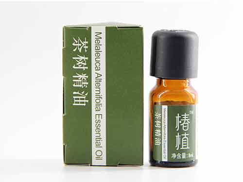 茶树精油可以直接涂抹在脸上吗