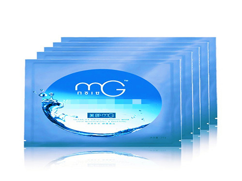 美即补水面膜是蚕丝的吗?