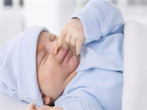 新生儿鼻塞原因 宝宝鼻塞