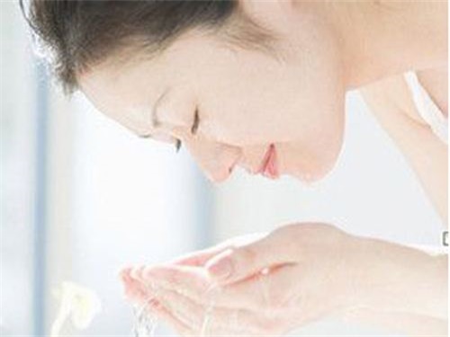 过敏脸肿怎么???