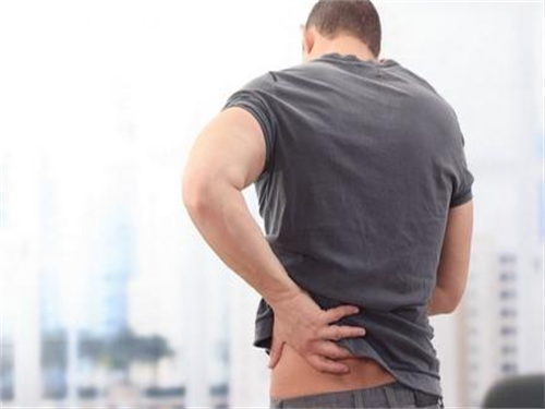 臀部酸痛是什么原因引起的