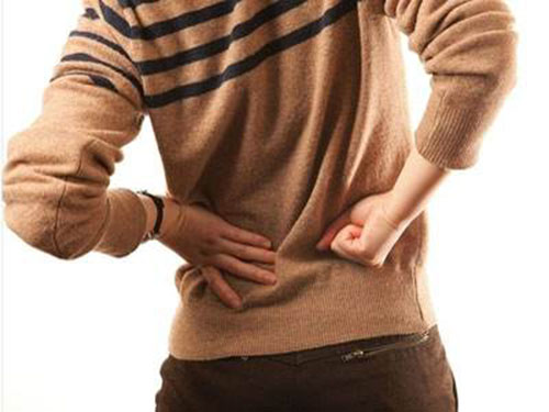 腰背疼痛是什么原???