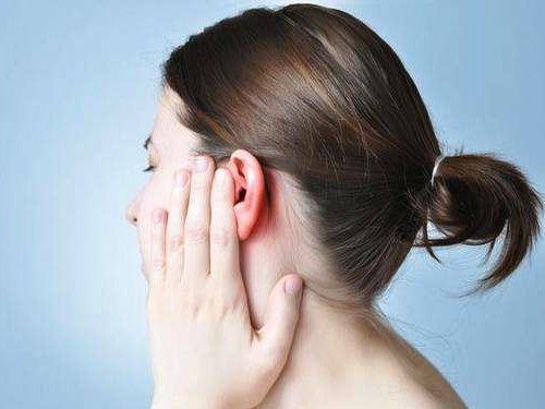 右耳疼痛是怎么引起的